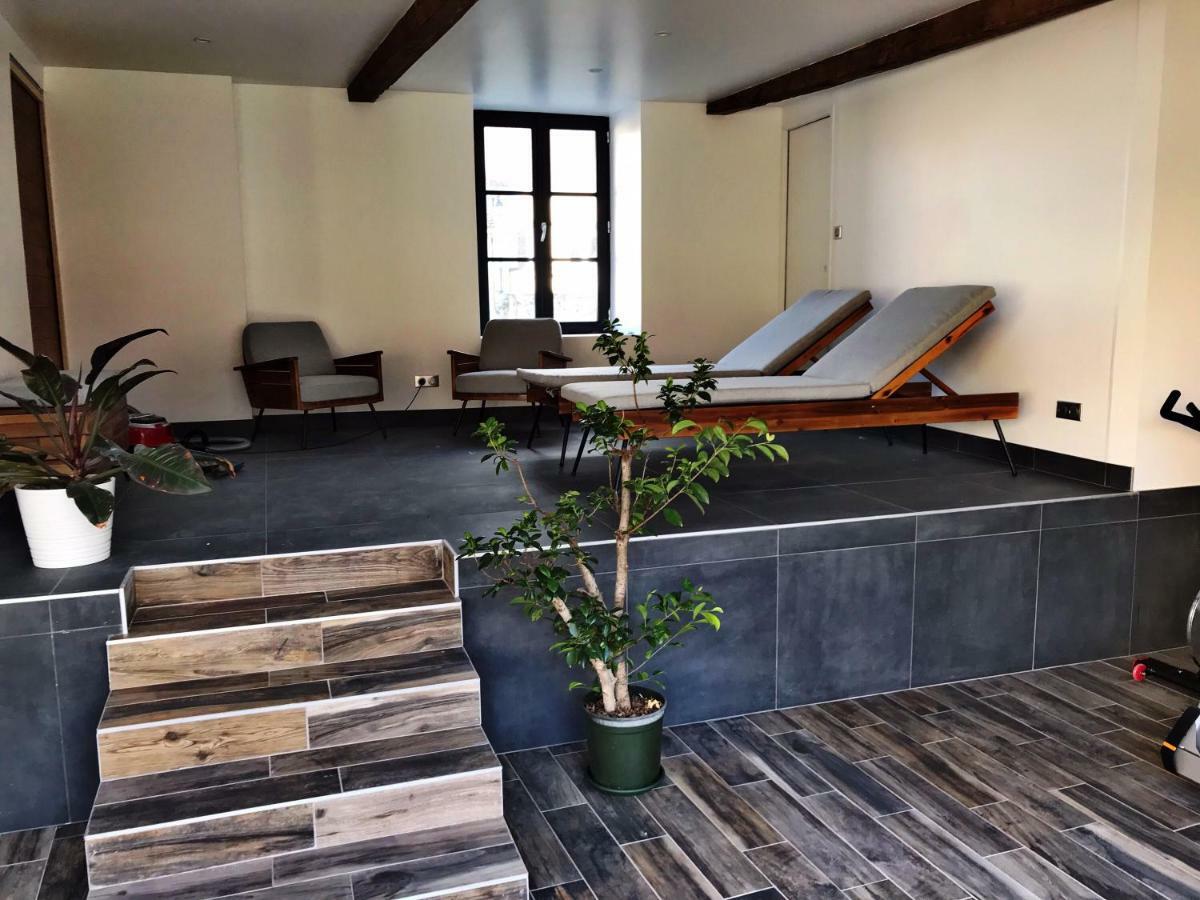 Demeure Saint Martin Acomodação com café da manhã Blancs-Coteaux Exterior foto